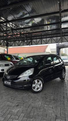 HONDA FIT 1.4 LX 16V FLEX 4P MANUAL HONDA FIT 1.4 LX 16V FLEX 4P MANUAL